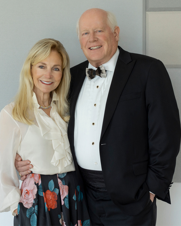 portrait of Paul and Linda DeBruce